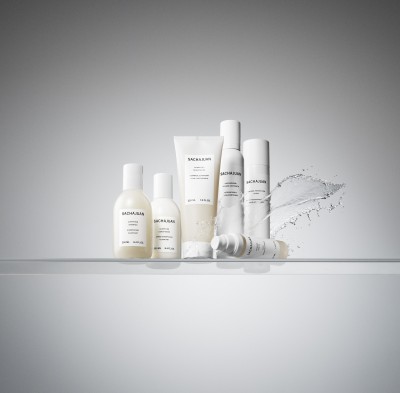 Clarifying Collection Lifestyle Group Image 2511 001